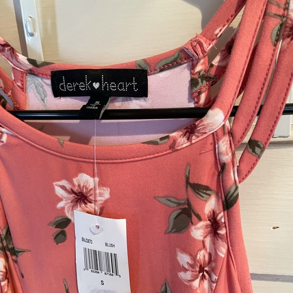 Floral pink dress - Picture 2 of 3